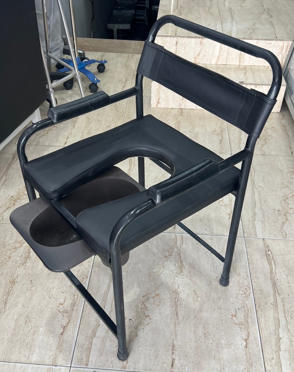 COMMODE CHAIR POSHISH SEAT Pride Surgical